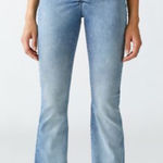 BDG  Blue Ruched V Front Flare Jean Stretchy 25 Photo 0
