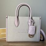 Michael Kors Purse Photo 1
