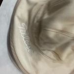 Titleist  bucket hat cream color Photo 3