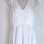 Bridesmay White Lace V Neck Asymmetrical Hem Sz M NWOT Size M Photo 2