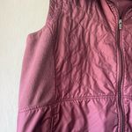 Columbia 🛍️ Maroon Lightweight Vest Size 1X Photo 1