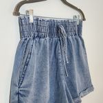 Pink Lily  High-Rise Denim Shorts Size Large Photo 1