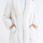 NWT Rumored Madonna Faux Fur Coat White Size M Photo 1