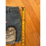 Le lis NWOT  Blue Denim Shorts Cut-Off Rhinestones Size Medium country cowgirl‎ Photo 3