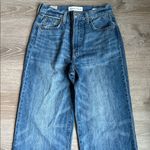 Aritzia Denim Forum The Farrah Hi-rise Wide Cropped Jean 27 Photo 4