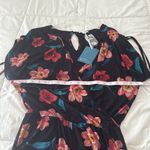 Market & Spruce New  floral romper size small Photo 5