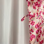 Victoria's Secret Medium Floral Satin Robe Feminine Flowy Pockets Photo 2