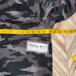 Athleta  Triumph Women XL Black Gray Cam Crew Neck Sweatshirt Long Sleeve Fleece Photo 9