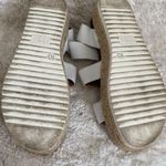 Time & Tru platform stretch sandals Photo 2