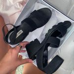 Steve Madden Sandals Photo 0