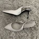 Guess Ivory Slingback Snake Skin Heels Size 7.5 Photo 8