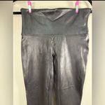 Spanx  Women’s Leggings Pants Stretch Shiny Black Sz Lg 26 x 28 Photo 1