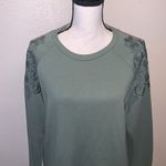 Gloria Vanderbilt  green floral shoulder super soft pullover sweatshirt Photo 1