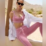 Alo Yoga NWT Airbrush Heart Throb Sports Bra Pink Wild Rose White Size L Photo 1