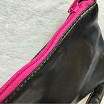 Mrs. Timberlake Star 90s Y2K Shoulder Bag in Black/Pink Pop Culture Black Photo 9