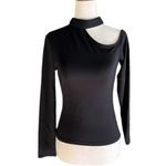 Lulus Lulu’s fitted exposed shoulder long sleeve top Photo 2