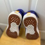 Vans Rare like new  Ultracush Velcro Closure Shoes Size 5 (Women’s) Photo 4