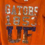 E5 College Classics Women’s Florida Gators UF Orange W/Sequins Sweatshirt Sz L Blue Size L Photo 2