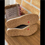 Salomon  tall fur boots size 7.5 Photo 8