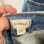 Madewell  The Mom Jean in Basley Wash size 30 Photo 5