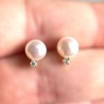 14 Karat Gold Pearl and Diamond Stud Earrings Pearl Pink Tone No Backs Untested White Photo 0