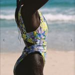 For Love & Lemons π Daffodil One-Piece Swimsuit Sunny Neon Floral Print S NWT Photo 3