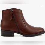 Easy Spirit  Rich Brown Ankle Booties Size 9.5 Photo 1