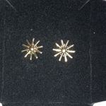 Vintage Gold Tone Dainty Flower Star Boho Pierced Earrings Photo 2