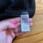 Vineyard Vines black quarter zip pullover size small Photo 3