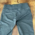 Outdoor Voices  Leggings Women’s Small Green Photo 5