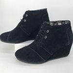 Toms  Women's Black Suede Desert Wedge Ankle Boots Booties Shoes Photo 0