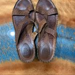 Ariat Brown Leather studded wedge slip on t strap sandals Photo 2