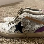 Shu Shop Sneakers Photo 3