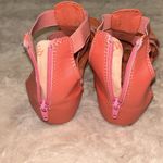 Size 7 Med shoes Photo 6