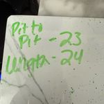 The Rolling Stones Women’s XXL Holiday Santa Sweatshirt Cropped Photo 3