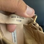 Diane Von Furstenberg  Women's Ophelia Wedge Sandal,Gold Metallic/Nude 10.5M = Photo 8