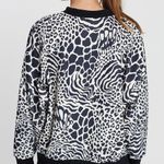 Adidas Originals Graphic Logo Sweater - AirRobe Photo 3