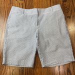 J Crew City Fit Seersucker Bermuda Shorts Womens 6 Striped White/Navy Cotton White Photo 0