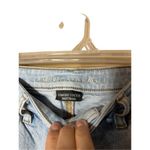 American Eagle  Comfort Stretch Waistband‎ Ripped Mom Jeans Light Wash Size 4 Photo 5