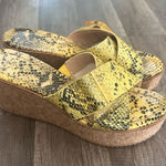 Donald Pliner  Sandals Photo 0