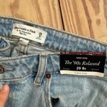 Abercrombie & Fitch  high rise 90’s relaxed fit jeans size 8 NWT Photo 1