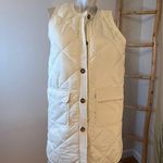 Top It Off Quilted Long Button Up Stadium Style Sleeveless Vest M/L Ivory NWT Size M Photo 0