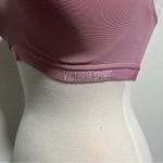 Victoria's Secret Victoria Secret Sports Bra Pink Womens Size 36D Athletic Adjustable Strap Comfy Photo 2