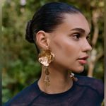 ZARA New in Box - NWT  Raised Gold Metal Flower Earrings Photo 0