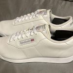 Reebok classic unisex size 9.5 brand new never been wore Photo 3