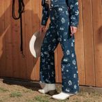 NWT Cali1850 Wide Leg Western Print Jeans Size 30 Blue Photo 8