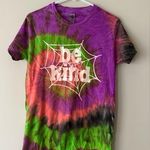 Gildan  Tie Dye Multicolored Print Shirt With Quote Be Kind Size S Photo 2