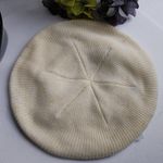 Vintage Ivory Knit Beret Hat Gold Photo 2