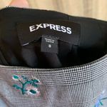 EXPRESS  Floral Grey Short Mini Skirt Bottom Formal Clothing Fashion Women Size 8 Photo 3