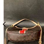 Coach SIGNATURE STRIPE DEMI CROSSBODY. style: F29942. Photo 4